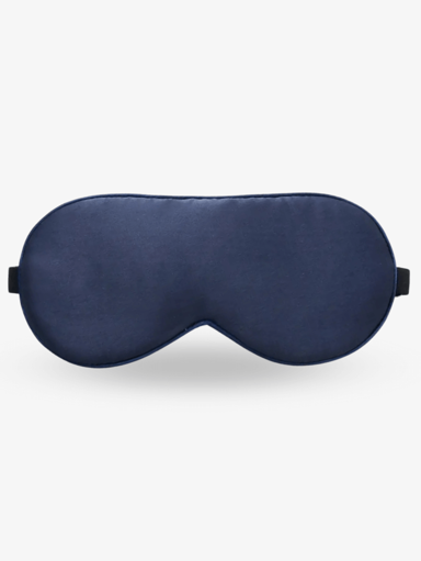 Flat, mørkeblå sovemaske i blank silke med smal elastisk stropp
